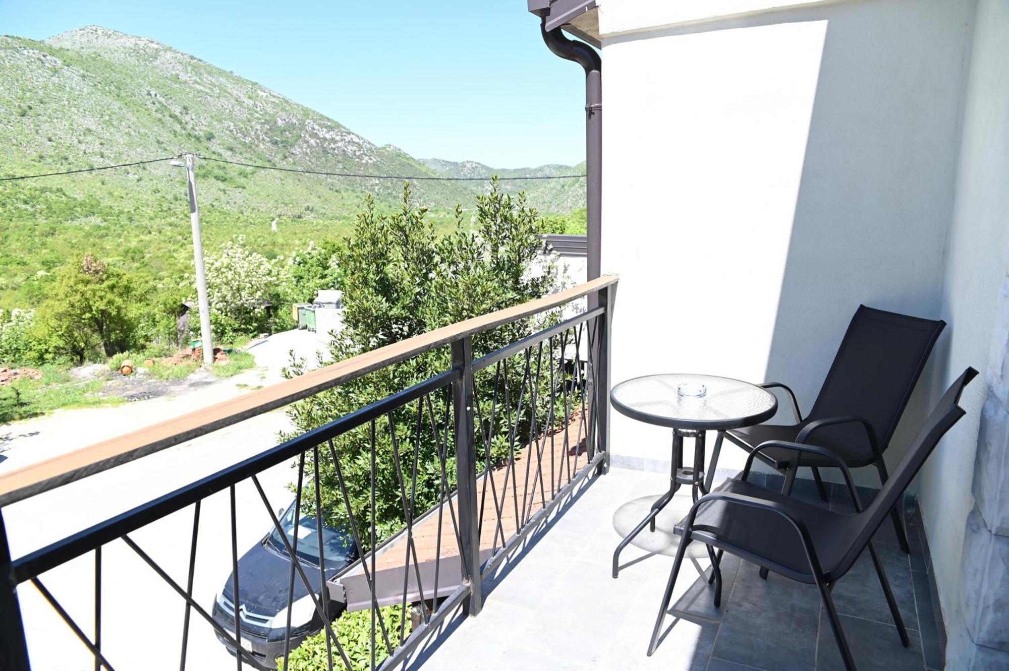Apartmani Drijen Ravno Exterior foto